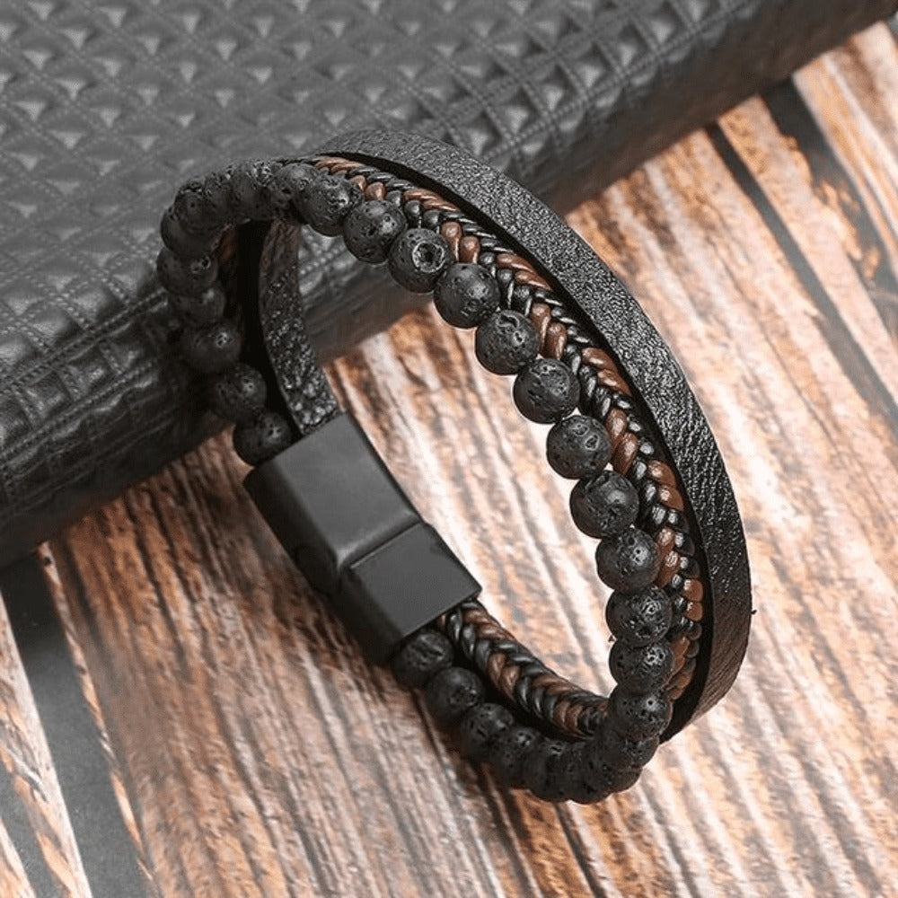 Top-Notch Leather Wristband for Blokes - Stylish Bling with Gems and Charms