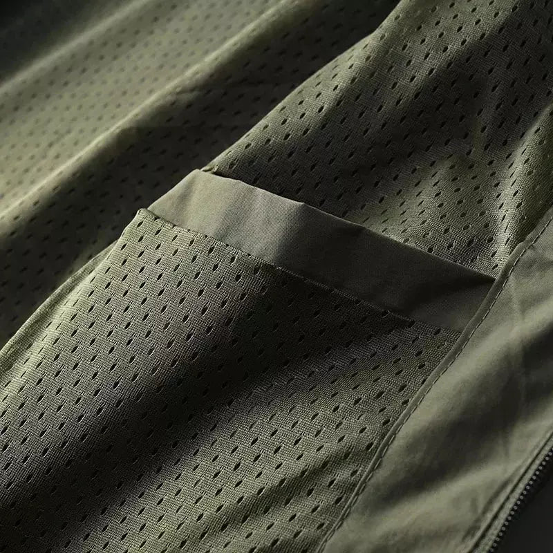 Combat-Ready Tactical Jacket Island® (+ Free Keyring Torch)