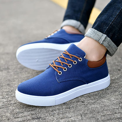 Magnus - Blokes' Trainers with a Crisp White Sole