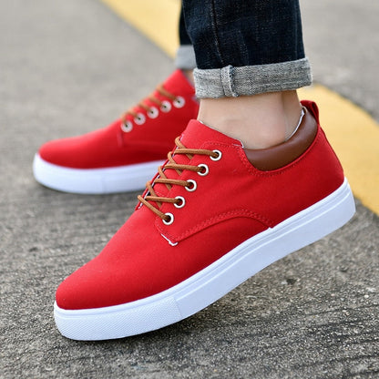 Magnus - Blokes' Trainers with a Crisp White Sole