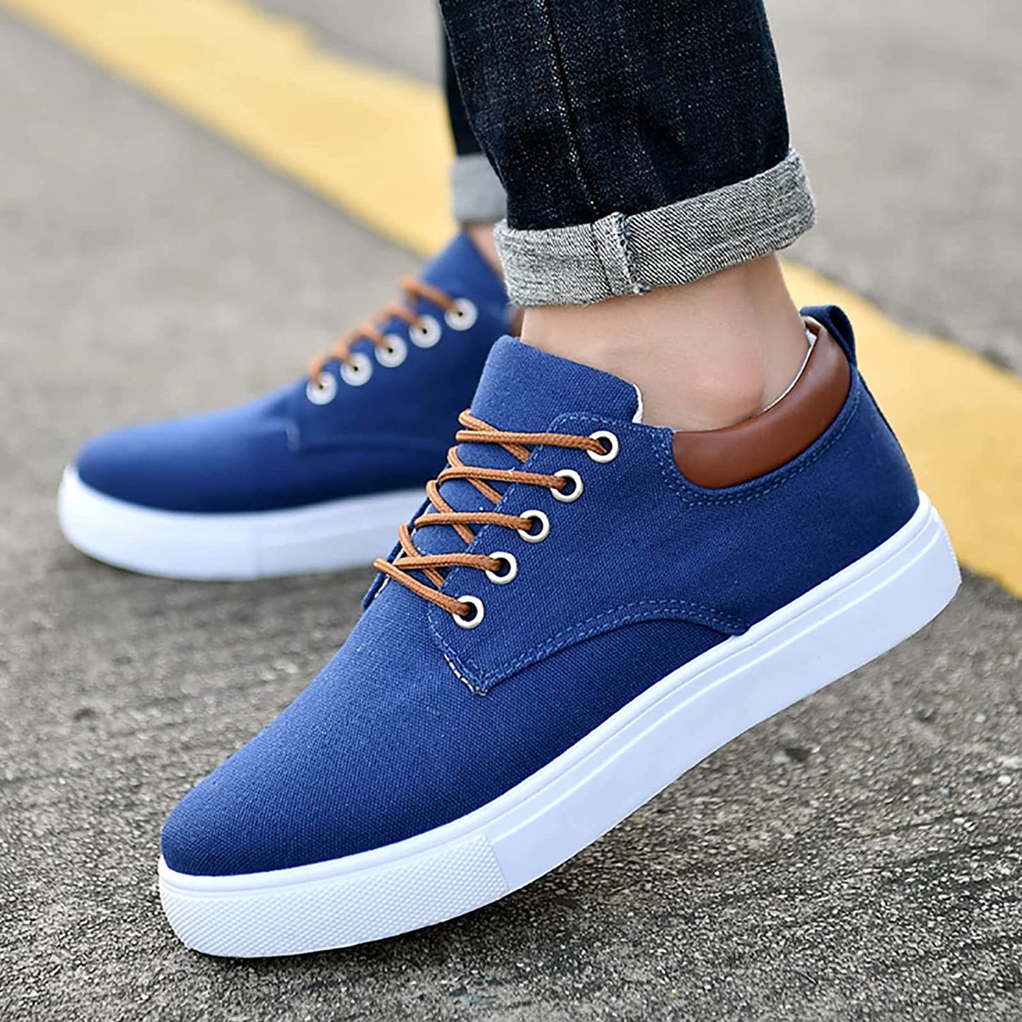 Magnus - Blokes' Trainers with a Crisp White Sole