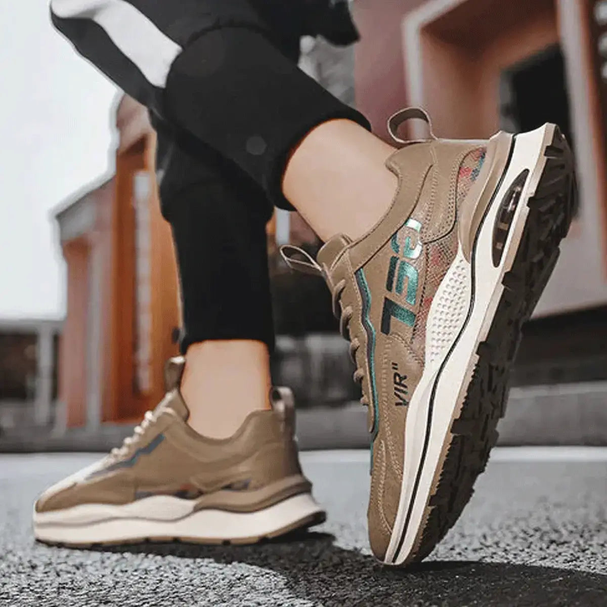 Blokes' Top-Notch Essential Tech Trainers® (+ Special Treat Included)